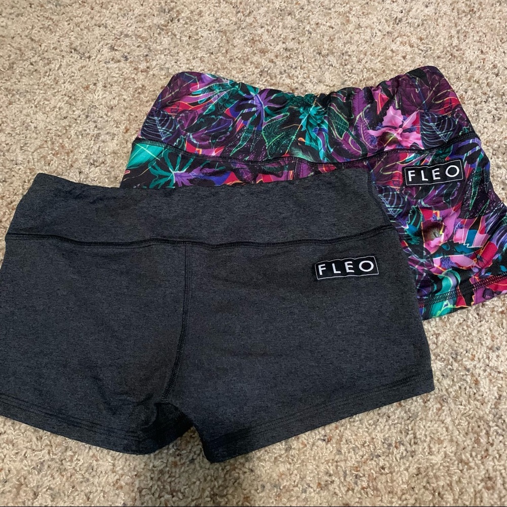 2 OG Fleo Shorts